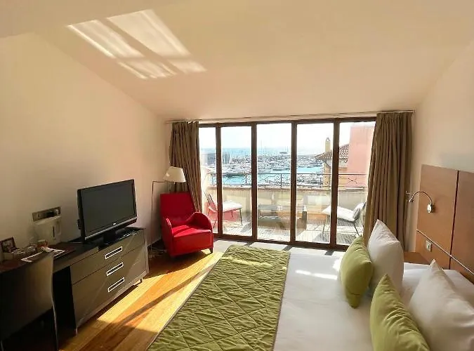 Loc - Meublee Pensionat Cassis