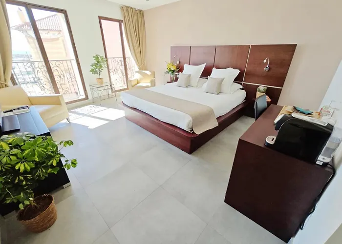 Loc - Meublee Pensionat 3*
